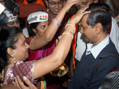 why kejriwal wants to fight against modi in varanasi