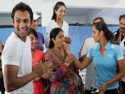 'Junior Malik Coming Soon', Tweets Sania s Husband Shoaib Malik