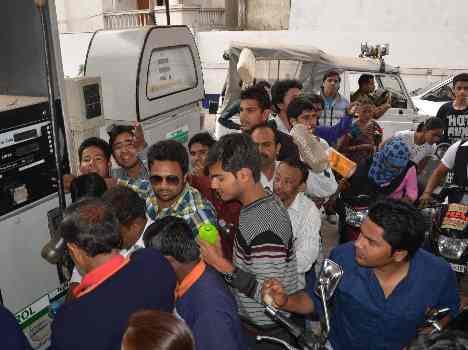 diesel and petrol crisis in dehradun