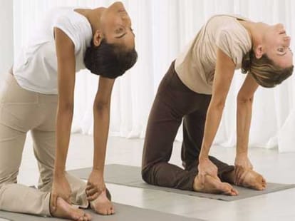 camel pose for menstrual pain releif