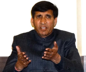 for loksabha ticket yashpal nagar leave inld