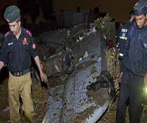 Blast in Pakistan's two different places took 19 life