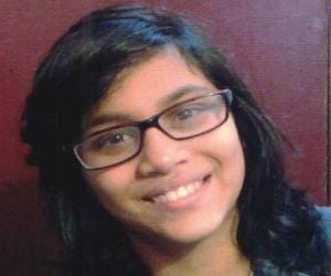 devika got silver medal in swimming competition