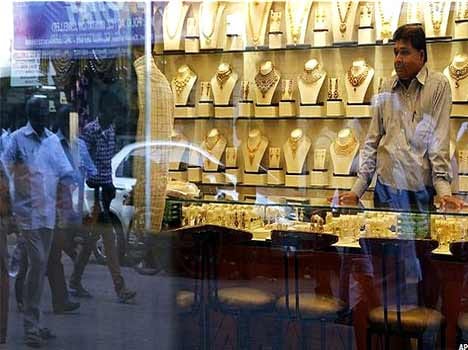 gold rates may be declined to 24000 rupees 