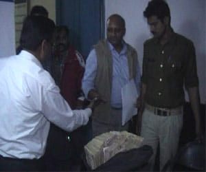Static team recovered 24.5 lakh rupees from car