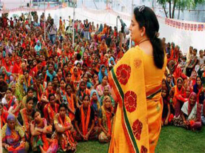 'if i am out sider then rahul also not amethi born'