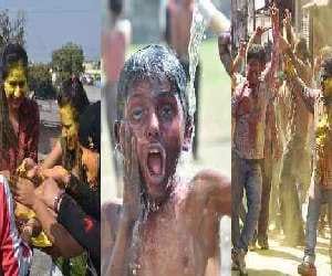 five young men drown in yamuna after playing holi