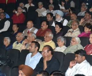 Sham-E-Gazal in Tagore Theatre
