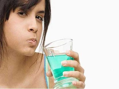 five weird reasons of bad breath
