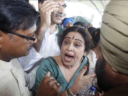 narendra Modi god for me : kiran kher