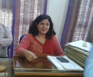 Ranjana Shahi Gave Support to Kiran Kher