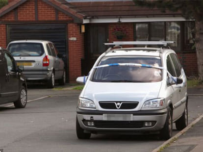 Gay strangled his wife with a vacuum cleaner and burnt her body in garden