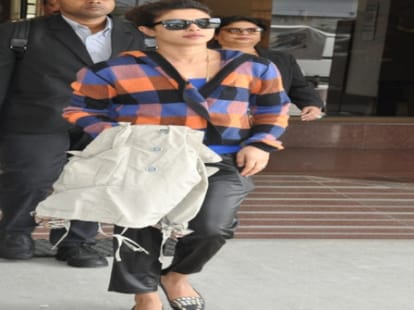 chopra sisters are fighting