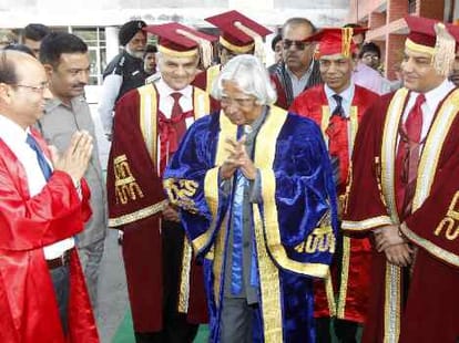 former president abdul kalam at GMCH-32 in chandigarh