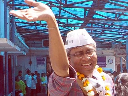bjp will form government in delhi, jagdish mukhi in race of cm