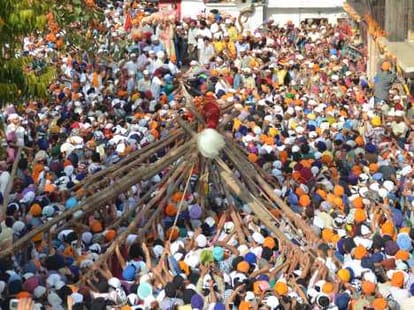 jhanda mela dehradun