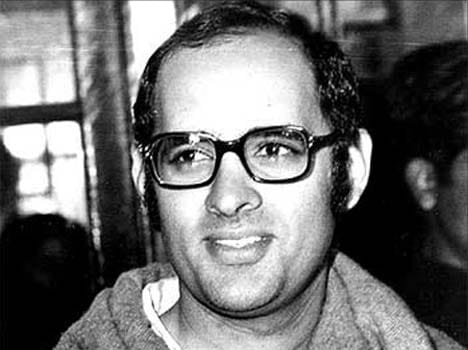 then sanjay gandhi was powerful man in govt