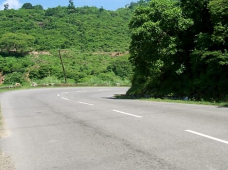 130 crore rupee will be spent on the repairing of roads of kullu 