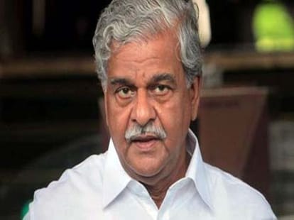 Congress leader raises voice against Rahul Gandhi.