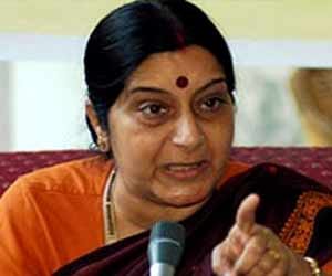 bjp candidadte wept after sushma scholded him