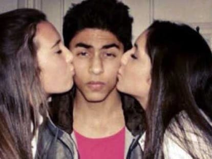 shahrukh khan son in controversy