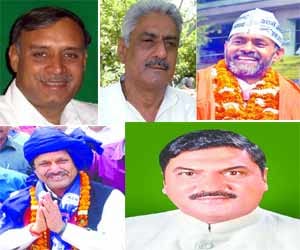 All parties trying to prove themselves 'aam aadmi'
