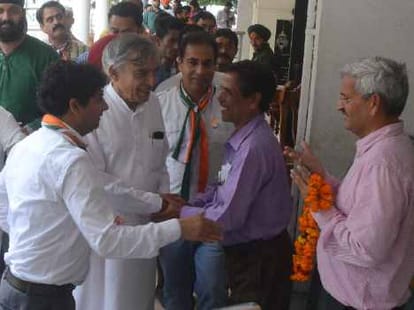 loksabha election: campaigning by Candidates now hightech
