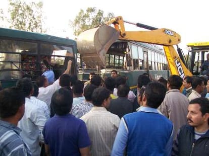 accident in Panchkula - Shimla highway, 16 injured