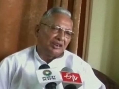 govind kunjwal said about officer and politician
