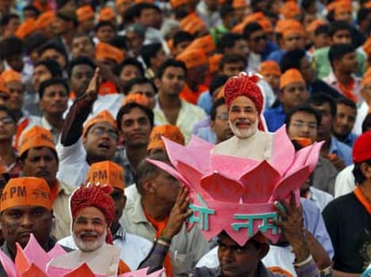 Modi create his image in Sagarnama three