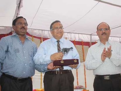 nirbhik revolver launched