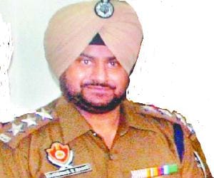 Chandigarh, Fraud Case, dsp gurbains singh, police