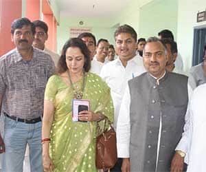 hema malini rally in mathura
