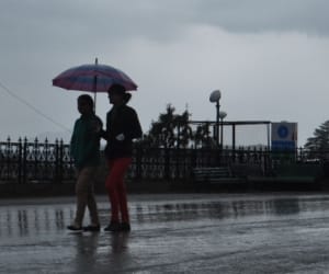 Snowfall and rainfall continues in HP