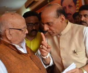 Clean chit to Rajnath Singh and Lalji Tandon.