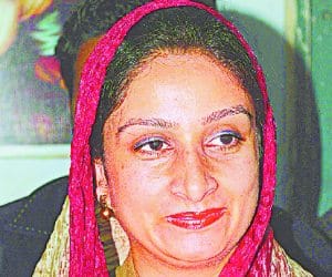 harsimrat kaur badal: fashion designing to modi cabinet