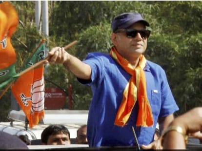 paresh rawal become issue in ahmedabad