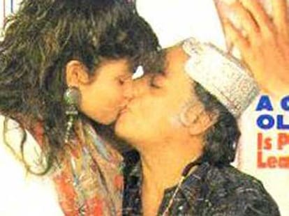 kiss in bollywood