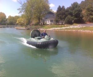 janglat patrolling in water also