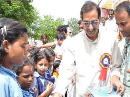 11 Chandu are in the race of winning votes