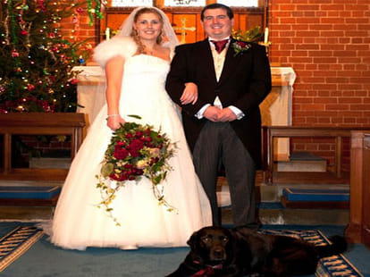 women fell in love with a dog, marries its owner