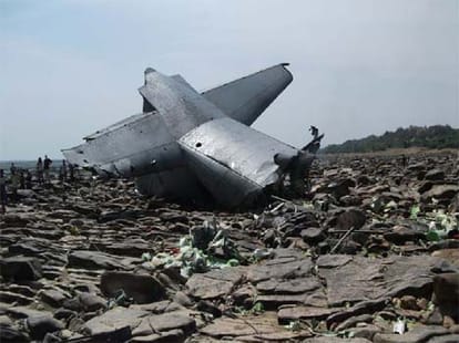helicopter crash side story 