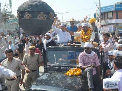 kejriwal road show in chandigarh..know the route