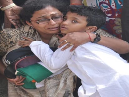 death of wing commandar on marriage annversary eve