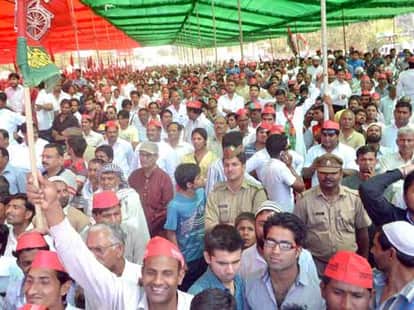 hema malini is contesting from mathura seat 