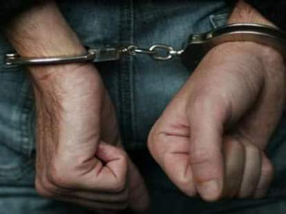 du students arrested on loot case of a delivery boy
