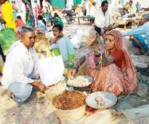 three time MLA's wife sells vegetables in market for a living