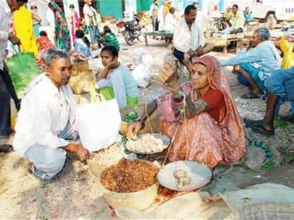 three time MLA's wife sells vegetables in market for a living