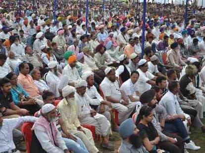 Mayawati War on Modi and Congress   