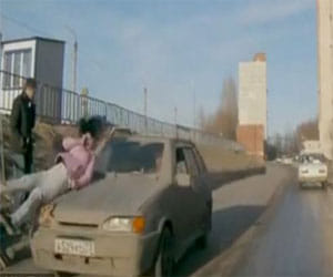 women hitted by a speeding car